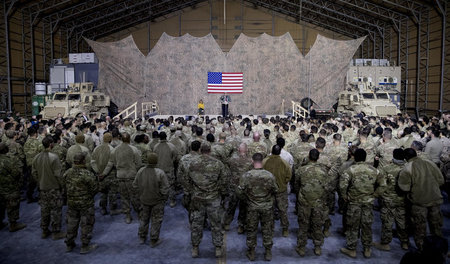 Al Asad Air Base im Irak, 26. Dezember 2018: Donald Trump und Fi...