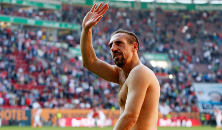 Jetzt zieh dir doch endlich was an, Franck! Der Sky-Sportredakti...