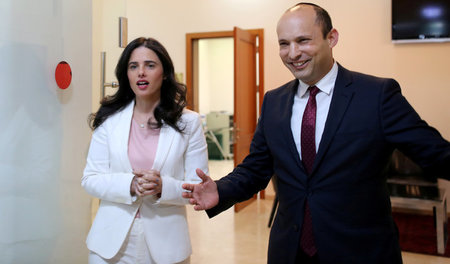 Initiatoren der Partei »Neue Rechte«: Bildungsminister Naftali B...