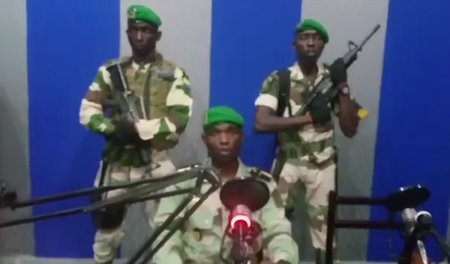Kurzzeitig die Kontrolle übernommen: Leutnant Kelly Ondo Obiang ...