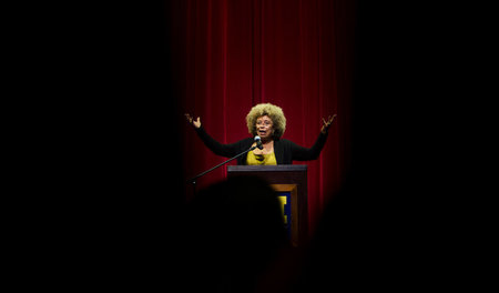 Angela Davis ist eine weltweit bekannte und geachtete Kämpferin ...