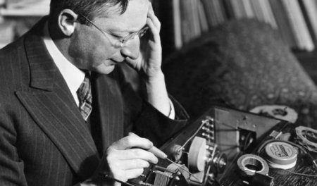 Seelenkasten. 1941 konvertierte Alfred Döblin (1878–1957) zum ka...