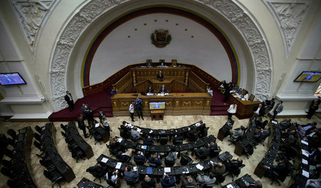 Venezuela_Political_59999467.jpg