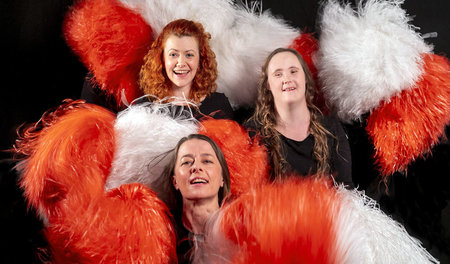 GRIPS-CHEER-OUT-LOUD-Promofoto1-quer-KlabundeSeidlerKhne.jpg