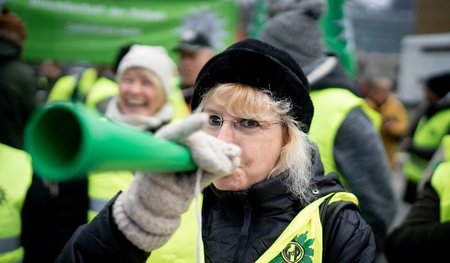 Auftakt_Tarifverhand_60057304.jpg