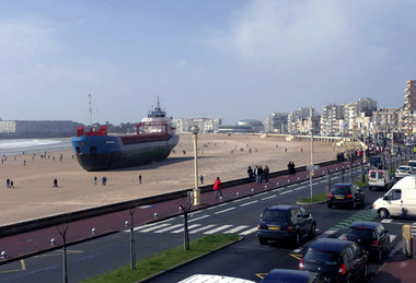 Falschparker: Das Containerschiff »Artemis« wurde in dieser Woch... Falschparker: Das Containerschiff »Artemis« wurde in dieser Woch...