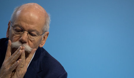 Daimler-Chef Dieter Zetsche bei der Präsentation der Jahresbilan... Daimler-Chef Dieter Zetsche bei der Präsentation der Jahresbilan...