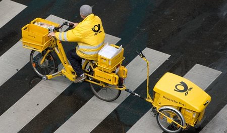 Gelber Monopolist: Die Deutsche Post erhöht die Preise für die Z...