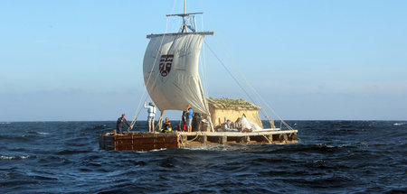 Die gute alte »Kon-Tiki«, mit der Thor Heyerdal beweisen wollte,