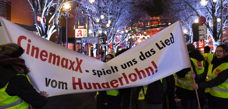 Von der Arbeit im Kino kann kaum jemand mehr leben: Hier protest