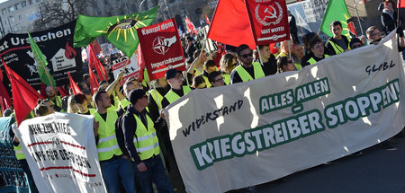 Demonstration des Aktionsbündnisses gegen die Münchner Sicherhei