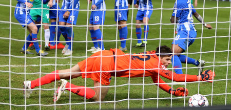 Gezwungenes Glück: Hertha trifft für Pizarro Gezwungenes Glück: Hertha trifft für Pizarro