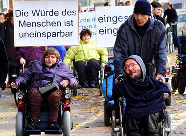 Protest gegen Kürzungen des SPD-Linkspartei-Senats bei der ambul... Protest gegen Kürzungen des SPD-Linkspartei-Senats bei der ambul...