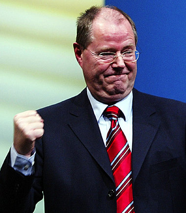 Der Finanzminister gibt's den Armen Der Finanzminister gibt's den Armen