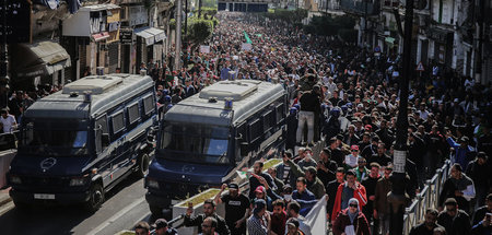 Proteste_in_Algerien_60502751.jpg