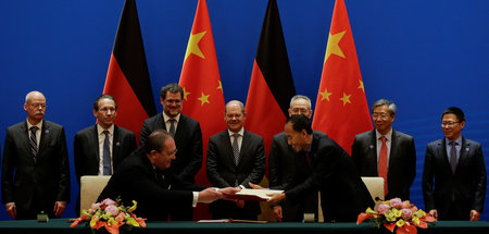 Olaf Scholz und chinesicher Vizeministerpräsident Liu He in Beij...