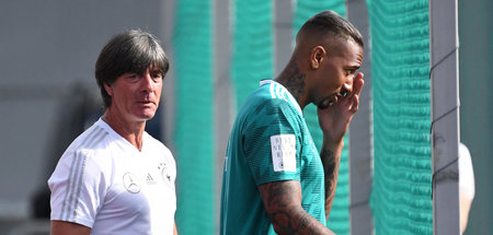 6:1, dass er zurückkehrt: Joachim Löw und Jérôme Boateng bei der...