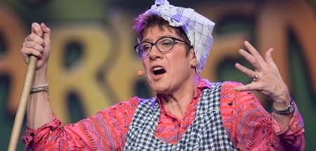 Auch deswegen deutsch, weil wenig witzig: CDU-Chefin Annegret Kr...