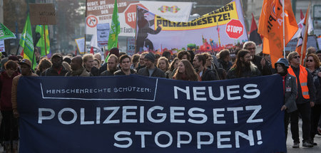 Polizeigesetz_Brande_60554508.jpg