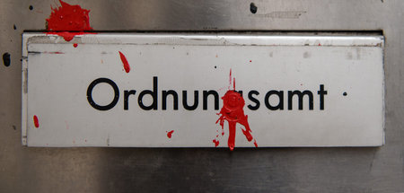 Farbbeutelanschlag_a_51454848.jpg