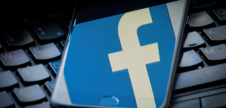 Soziales Netzwerk oder stark zensierte Plattform? Facebook sägt ...