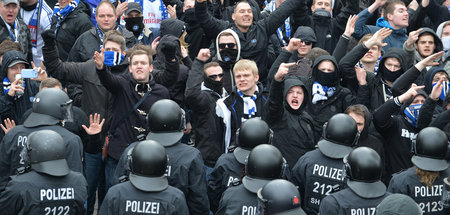 Werder_Bremen_Hambur_37466688.jpg
