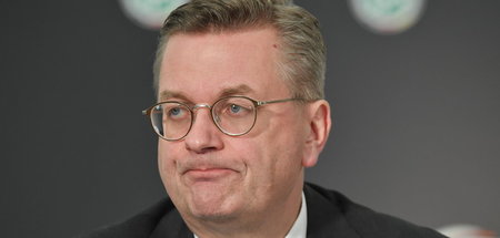 DFB, ade! Scheiden tut weh: Reinhard Grindel versteht sich selbs...