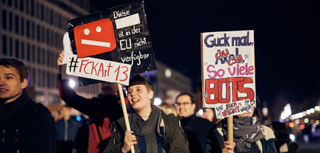 »Urheberrecht« als Vorwand für Internetzensur: Protestaktion geg...