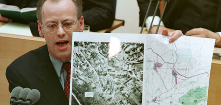 So echt wie die Hitler-Tagebücher: Kriegsminister Rudolf Scharpi...