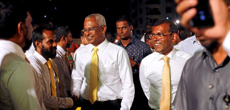 Der maledivische Präsident Solih (M.) und Expräsident Nasheed (r... Der maledivische Präsident Solih (M.) und Expräsident Nasheed (r...