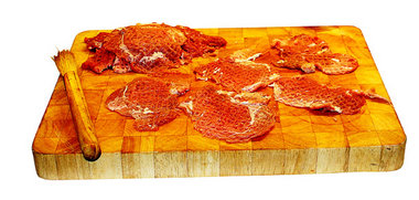 Vorbereitungen für den Schnitzelauflauf