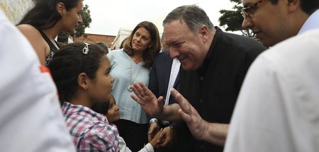 Show an der Grenze: US-Außenminister Michael Pompeo mit Migrante...
