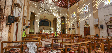 Die Kirche St. Sebastian in Negombo nach der Bombenattacke am So...
