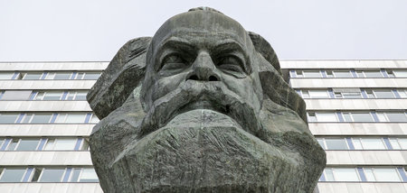 Muss als Symbol für so einiges herhalten: Das Karl-Marx-Monument...
