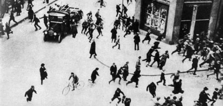 33 Tote – das ist die Bilanz des Berliner »Blutmais« 1929. Poliz...