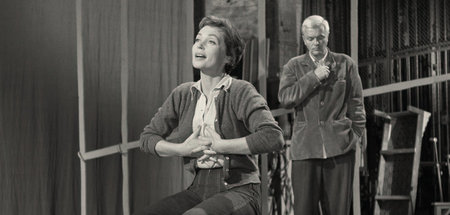 Auf der Bühne blüht Katja Fleming (Lilli Palmer) förmlich auf: »...