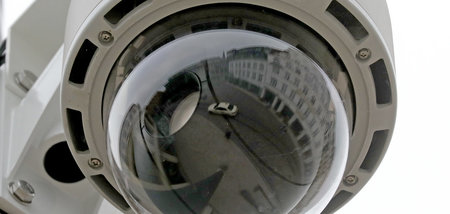 Überwachungskamera auf dem Marienplatz in Schwerin (Mai 2018)