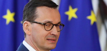 Polens Premier Mateusz Morawiecki auf dem EU-Gipfel am 10. April...