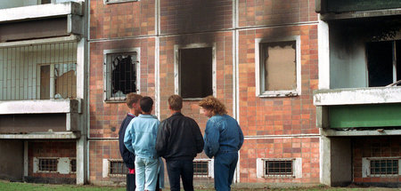 Extratag der Einheit: ein gesamtdeutsches Pogrom in Rostock-Lich...