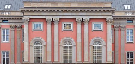 Der Landesrechnungshof wird jetzt aus dem Stadtschloss geschmiss... Der Landesrechnungshof wird jetzt aus dem Stadtschloss geschmiss...
