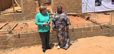Kanzlerin Merkel besucht in der nigrischen Hauptstadt Niamey ein...