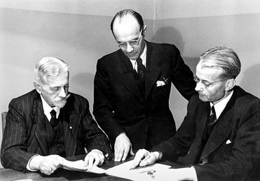 FDP-Landesparteitag Hamburg am 26. Oktober 1947: Der ostdeutsche...