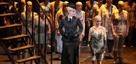 »Besondere Beziehung«: Lisa (Annette Schönmüller, l.) und Katja ...