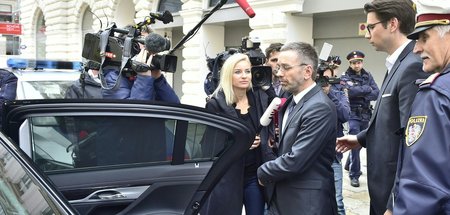 Regierungskrise_in_O_61366689.jpg