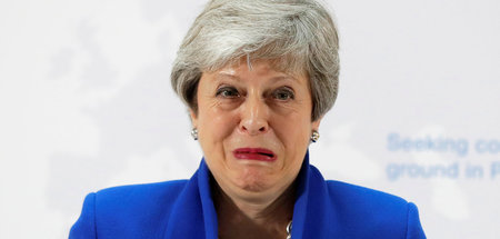 Die britische Premierministerin Theresa May wieder einmal bei ei...