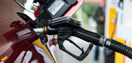 Autofahrer müssen in den nächsten Tagen tief in die Tasche greif...