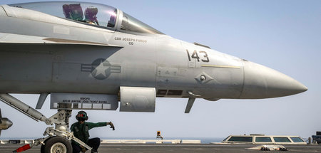 US-Flugzeugträger »USS Abraham Lincoln« am 23. Mai im Arabischen...