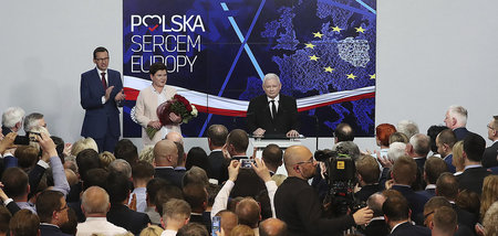 PiS-Chef Jaroslaw Kaczynski am Sonntag in Warschau nach Bekanntg...