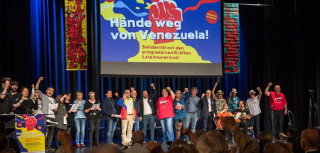 Zum Abschluss sangen alle Teilnehmer gemeinsam »El Pueblo Unido«
