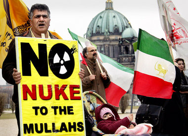 Von der Atommacht Israel gern gesehen – Proteste gegen das Nukle... Von der Atommacht Israel gern gesehen – Proteste gegen das Nukle...